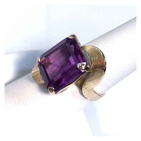 10KT COLOR CHANGING 12.22 CARAT SAPPHIRE YELLOW GOLD MID CENTURY MODERN RING - Picture 10 of 14